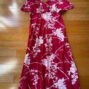 *Vintage Kiyomi Hawaii Liberty House mu’umu’u Elegant Red Floral Maxi Dress
